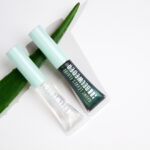 BAUME LÈVRES FLUIDE<br>Extrait d’Aloe vera<br>CRISTALLIN & VERT MAGIQUE Couleur & soin 3