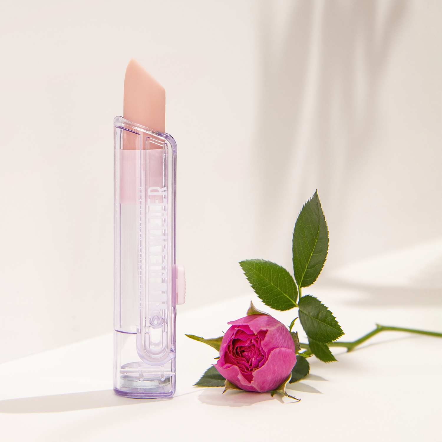 BAUME LÈVRES RÉPARATEUR<br>Huile de Rose Anti-âge 6