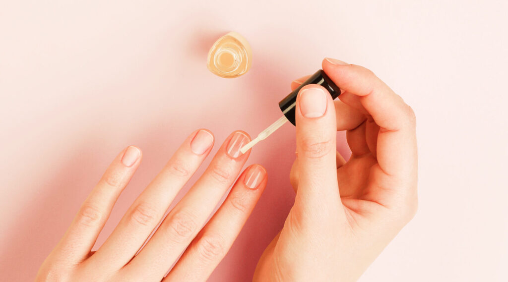 Comment prendre soin de ses cuticules en été ?